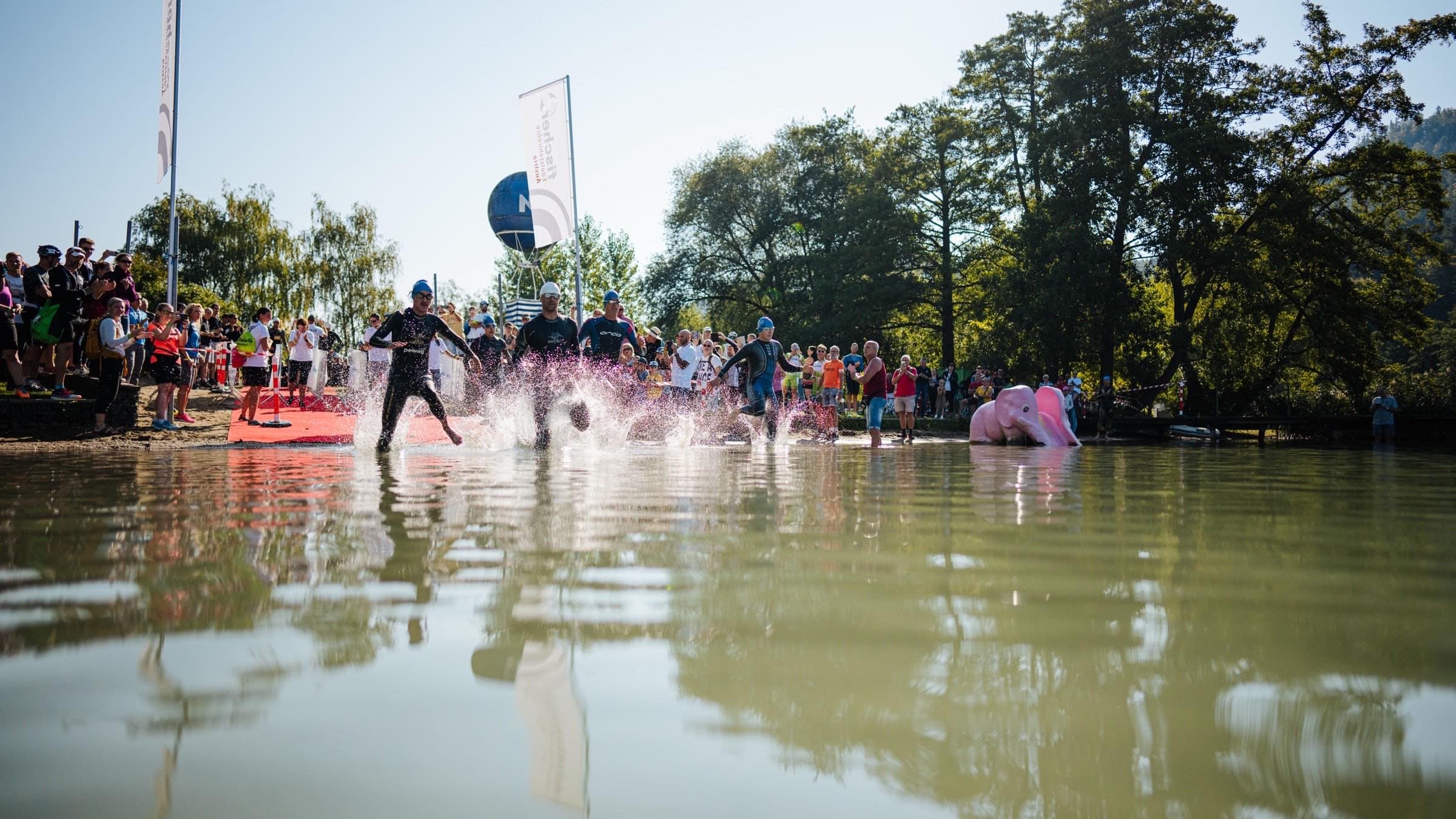 Startfeld läuft ins Wasser des Klopeiner Sees